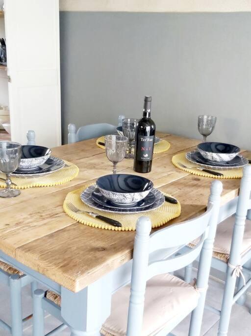 Beautiful 2 Bed Cottage With Swimming Pool Pagéas Eksteriør billede